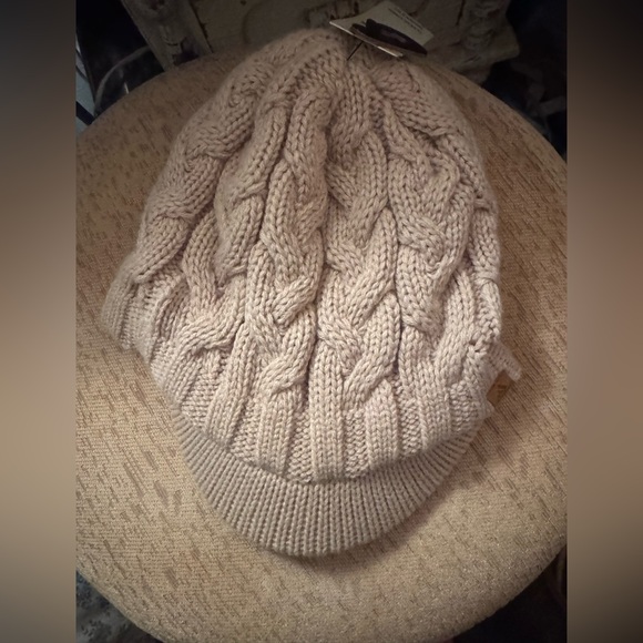 Adidas hat - Picture 2 of 2